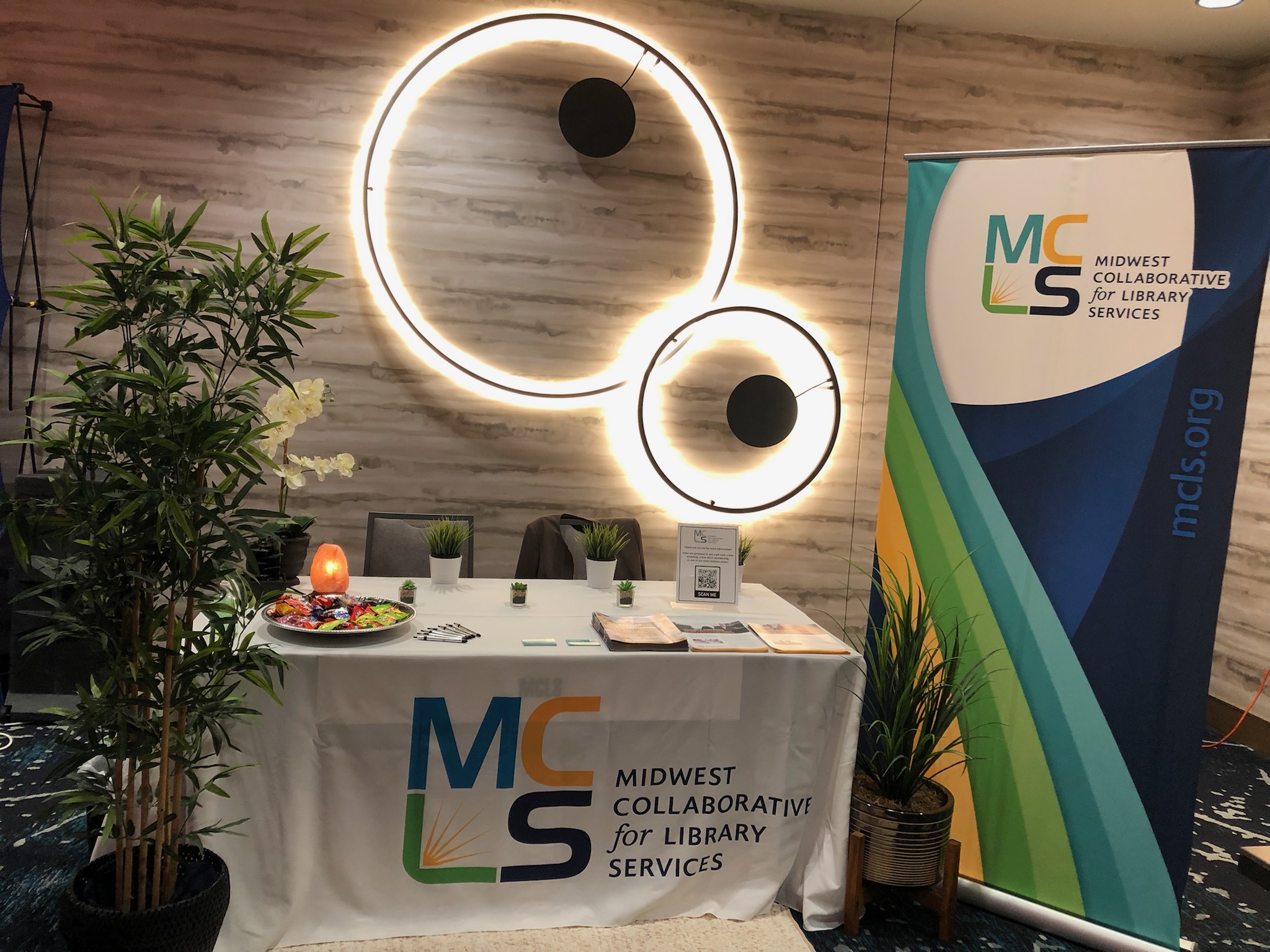 pic of mame booth 21.jpg